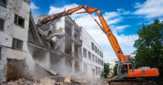 Промышленный демонтаж зданий Зеленокумск, цена от 2926 руб.