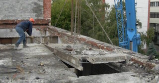 Демонтаж бетонной плиты: цена за м2 от 2054 рублей в Зеленокумске